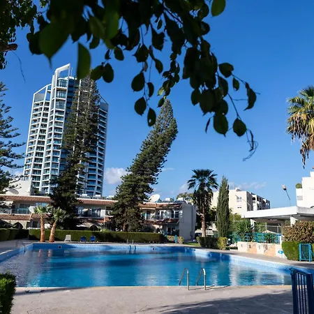 Palm By Trulycyprus דירה