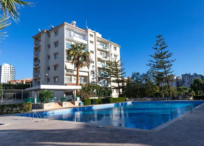 Daire Palm By Trulycyprus Limasol